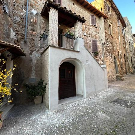 Вилла La Rocchetta Сутри Экстерьер фото